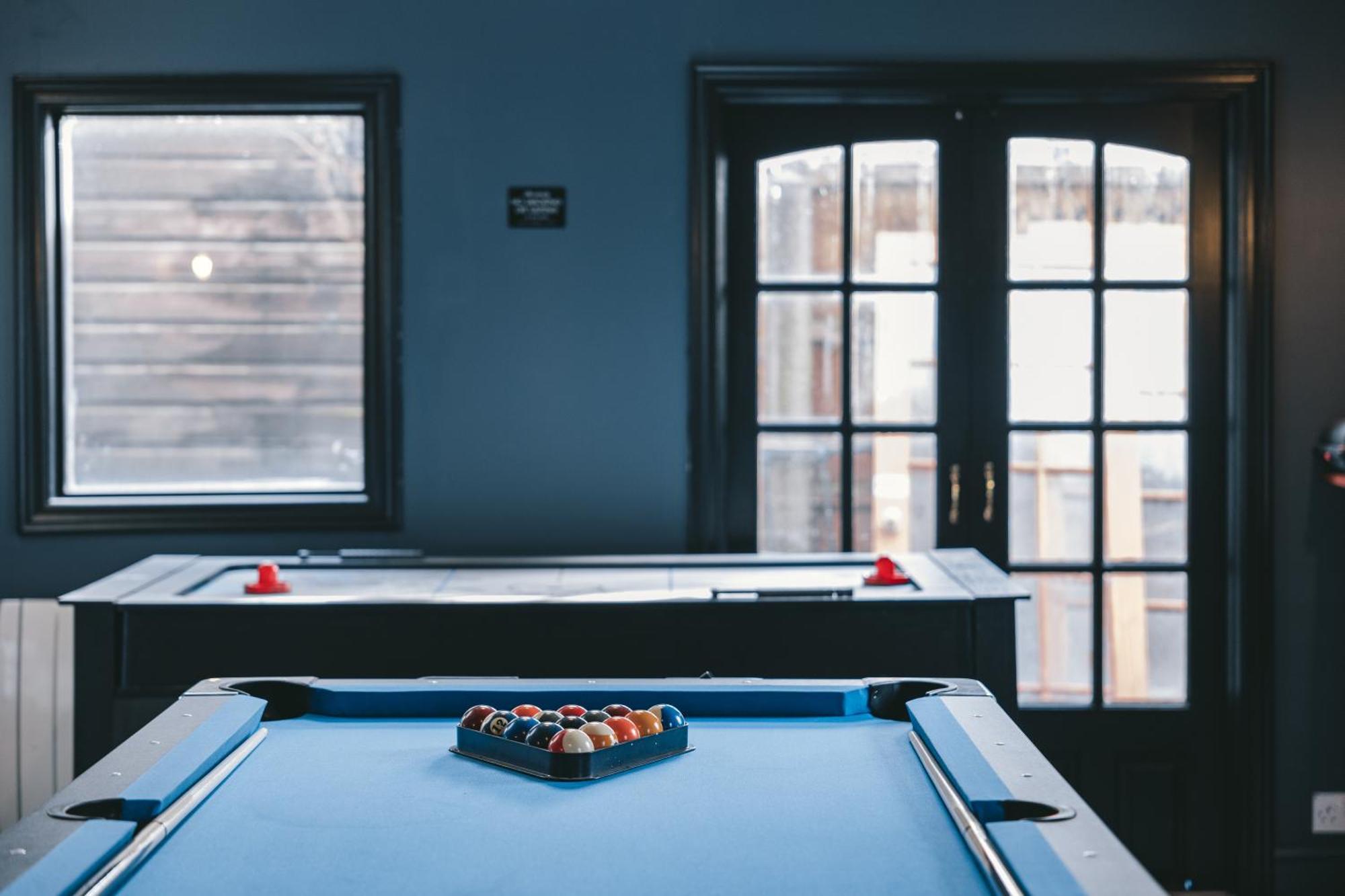 House With A Cinema And Games Room, Sleeps 17 Σριούσμπερι Εξωτερικό φωτογραφία